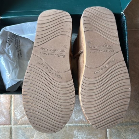 EMU AUSTRALIA PLATINUM LARA MINI
SZ 9 - Picture 5 of 5